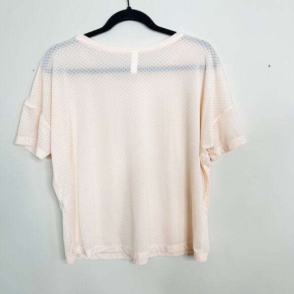 Under Armour Sport Mesh Oversized Short Sleeve Tee S Light Pink Orange Dream - Picture 2 of 7